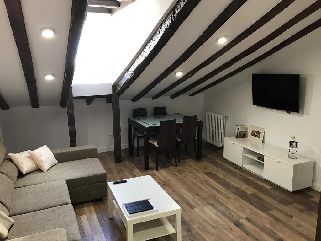 AIRVA: Apartamento Teresa Gil Valladolid Esterno foto