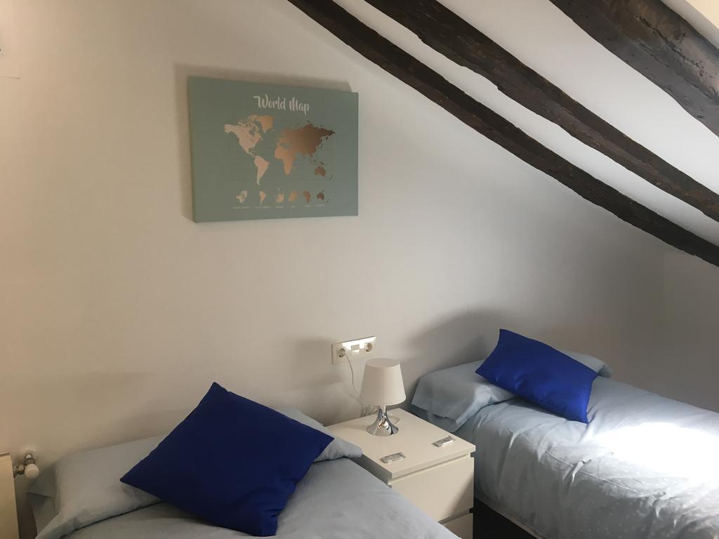 AIRVA: Apartamento Teresa Gil Valladolid Esterno foto